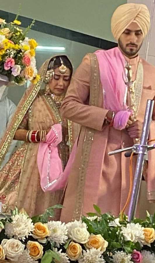 Neha Kakkar Marriage Pic