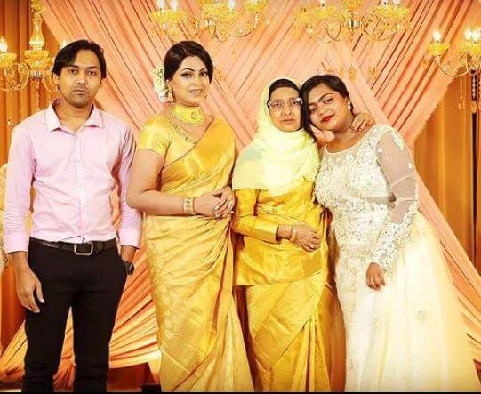 Nipun Akter with her Family Photo