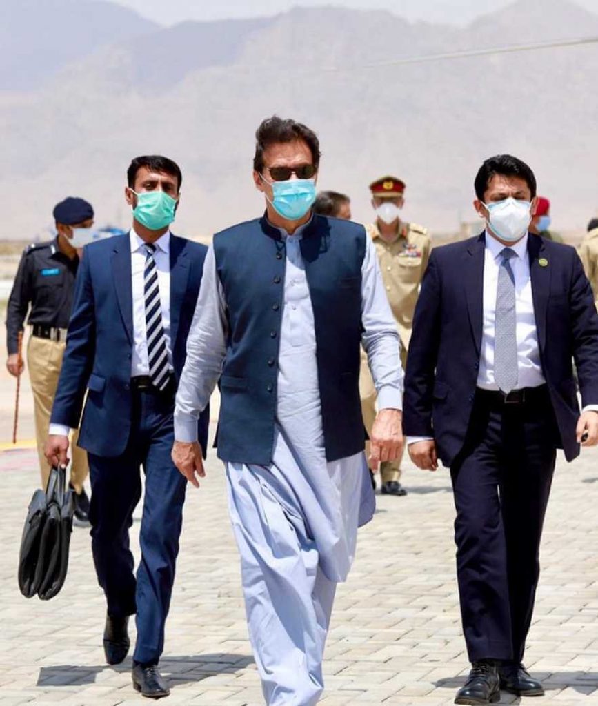 Prime Minister Imran Khan Age Wife Family Biography 2024