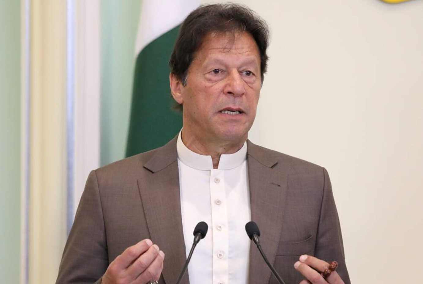 Prime Minister Imran Khan Age Wife Family Biography 2024
